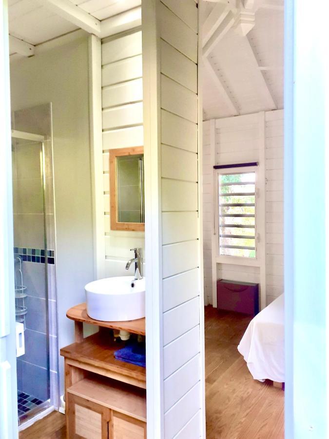 Le Surf Lodge, Chambre Avec Vue Mer Dans Un Ecrin De Verdure Deshaies Luaran gambar